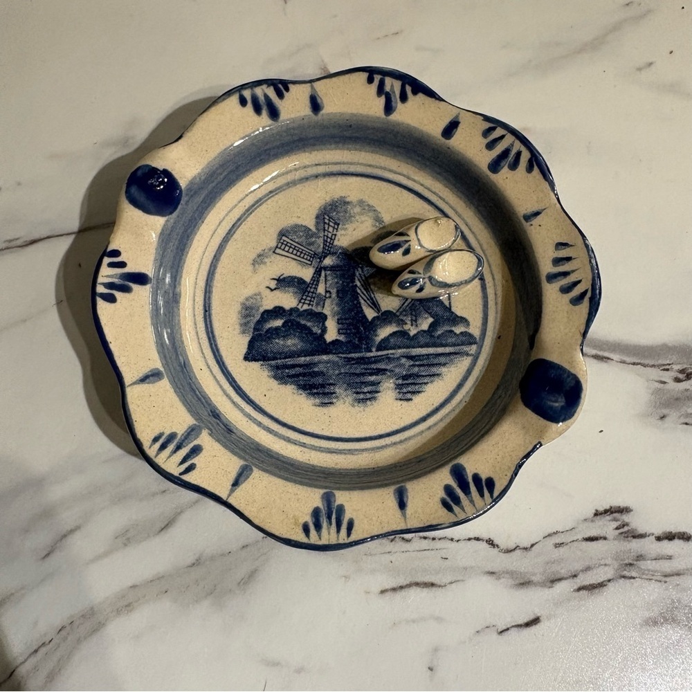 Vintage Delft holland ashtray stoneware pin dish ring dish Clogs windmill